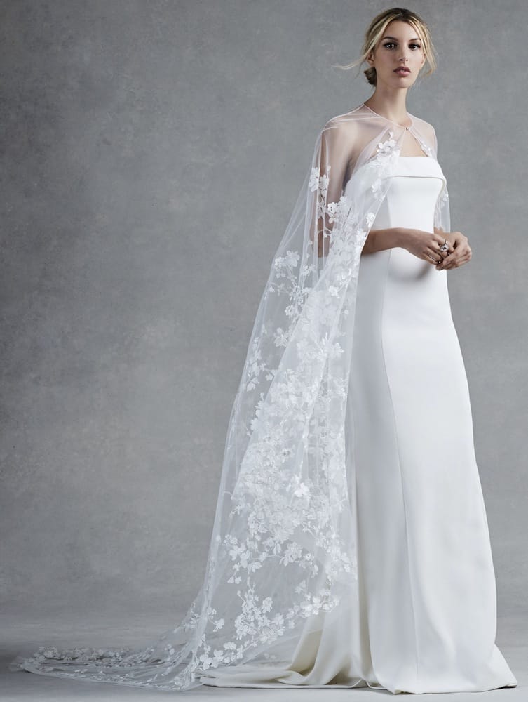 Όμορφα νυφικά φορέματα: OSCAR DE LA RENTA