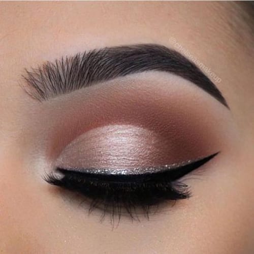 Glitter eyeliner