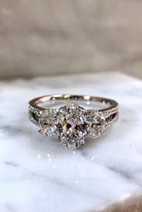 Pave Band μονοπετρα