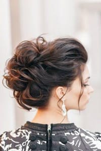 Νυφικο χτενισμα καλοκαιρι: Μερικές ιδέες Updo ακόμα