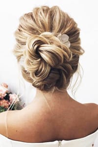 Νυφικο χτενισμα καλοκαιρι: Εκλεκτά Hairstyles Γάμου