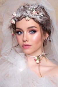 Νυφικο μακιγιαζ boho: Μοντέρνο και νεανικό boho make up. Οι μοντέρνοι γάμοι boho απαιτούν και τα αντίστοιχο μοντέρνο