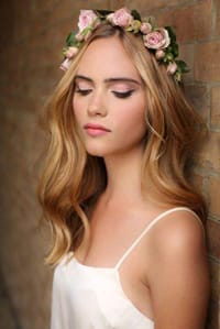 Νυφικο μακιγιαζ boho: Μοντέρνο και νεανικό boho make up. Οι μοντέρνοι γάμοι boho απαιτούν και τα αντίστοιχο μοντέρνο