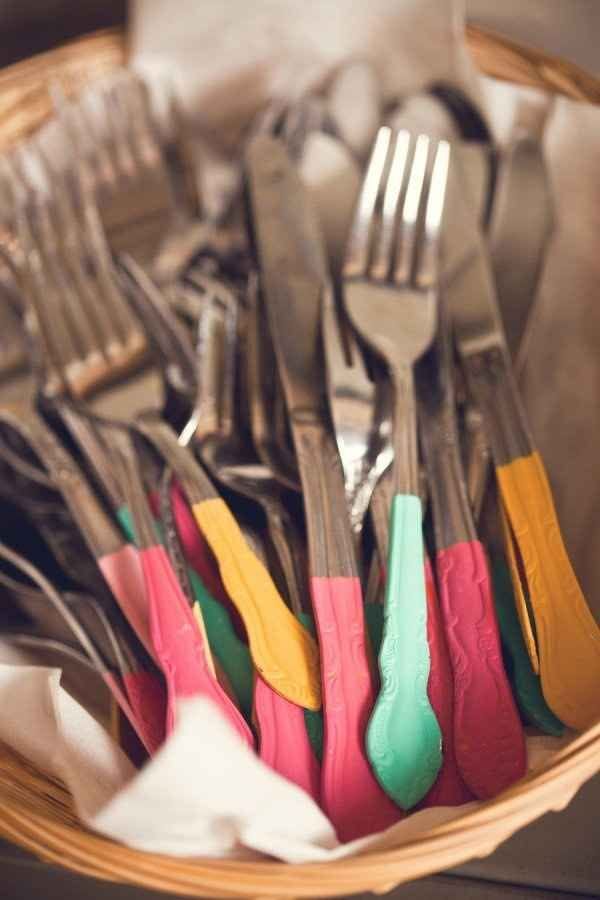 ΜΠΟΜΠΟΝΙΕΡΕΣ ΚΑΙ ΓΛΥΚΑ: Χρήσιμα tips!Αγόρασε εσύ τα βαζάκια ή τα μπουκάλια που θες να χρησιμοποιήσεις