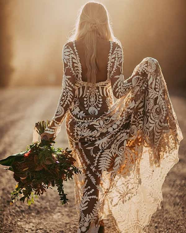BOHO CHIC ΝΥΦΙΚΑ: ΝΥΦΙΚΑ NEW STYLE.Αυτά τα νυφικά γίνονται όλο και πιο πολύ δημοφιλή
