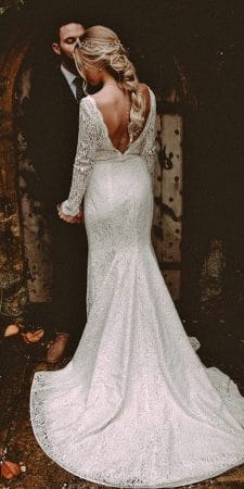 ΝΥΦΙΚΑ ΜΕ ΜΑΝΙΚΙΑ: BOHEMIAN STYLE. Τα λατρεύουμε αυτά τα boho chic νυφικά φορέματα!