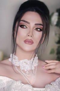 ΕΝΤΥΠΩΣΙΑΚΟ ΝΥΦΙΚΟ ΜΑΚΙΓΙΑΖ THE SMOKEY EYES ISSUE.Το smokey eyes είναι πολύ δημοφιλής τεχνική μακιγιάζ