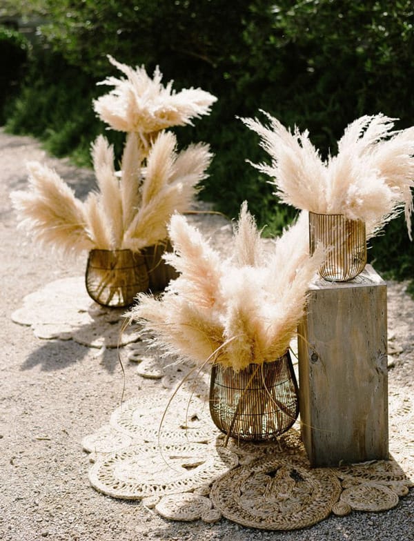 BOHO ΔΙΑΚΟΣΜΗΣΗ ΓΑΜΟΥ: ΙΔΕΕΣ ΓΙΑ ΔΙΑΚΟΣΜΗΣΗ RUSTIC. Πάντρεψε το ρουστικ με το boho. Ακολουθούν ιδέες για γαμήλια διακόσμηση