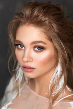 ΝΥΦΙΚΟ MAKE UP: ΝΥΦΙΚΟ MAKE UP NATURAL. Για όλες εσάς που θέλετε ένα φυσικό αποτέλεσμα