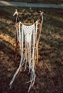 BOHO ΓΑΜΟΣ: ΛΕΠΤΟΜΕΡΕΙΕΣ ΔΙΑΚΟΣΜΗΣΗΣ. Ακολουθούν ωραίες ιδέες για διακόσμηση του χώρου