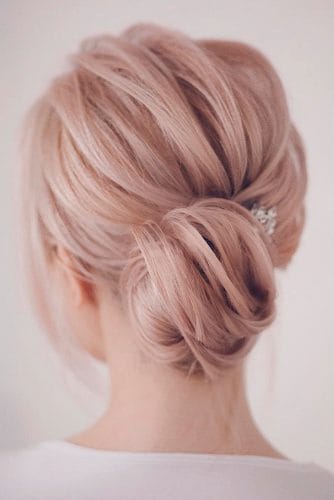 ΤΕΛΕΙΟ ΝΥΦΙΚΟ ΧΤΕΝΙΣΜΑ: ΕΚΠΛΗΚΤΙΚΟ BRIDAL ΧΤΕΝΙΣΜΑ