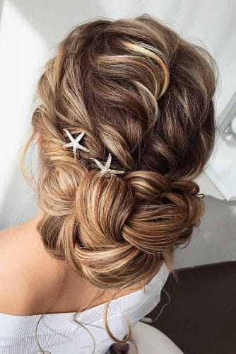 ΤΕΛΕΙΟ ΝΥΦΙΚΟ ΧΤΕΝΙΣΜΑ: ΕΚΠΛΗΚΤΙΚΟ BRIDAL ΧΤΕΝΙΣΜΑ