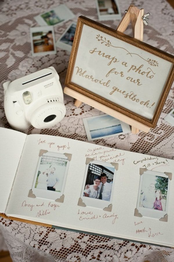 ΕΥΧΟΛΟΓΙΑ ΓΑΜΟΥ ΜΕ POLAROID ΦΩΤΟΓΡΑΦΙΕΣ