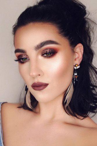 ΧΕΙΜΩΝΙΑΤΙΚΟ ΝΥΦΙΚΟ ΜΑΚΙΓΙΑΖ: ΝΥΦΙΚΟ MAKEUP ΜΕ ΧΡΥΣΕΣ ΛΑΜΨΕΙΣ