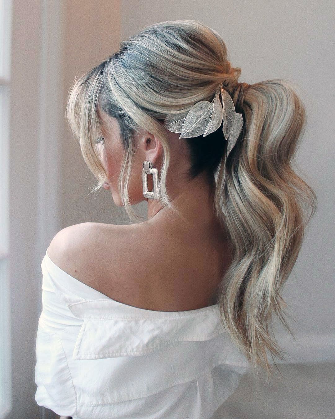 ΝΥΦΙΚΟ ΧΤΕΝΙΣΜΑ ΜΕ ΑΛΟΓΟΟΥΡΑ BOHO KAI ME ΑΞΕΣΟΥΑΡ