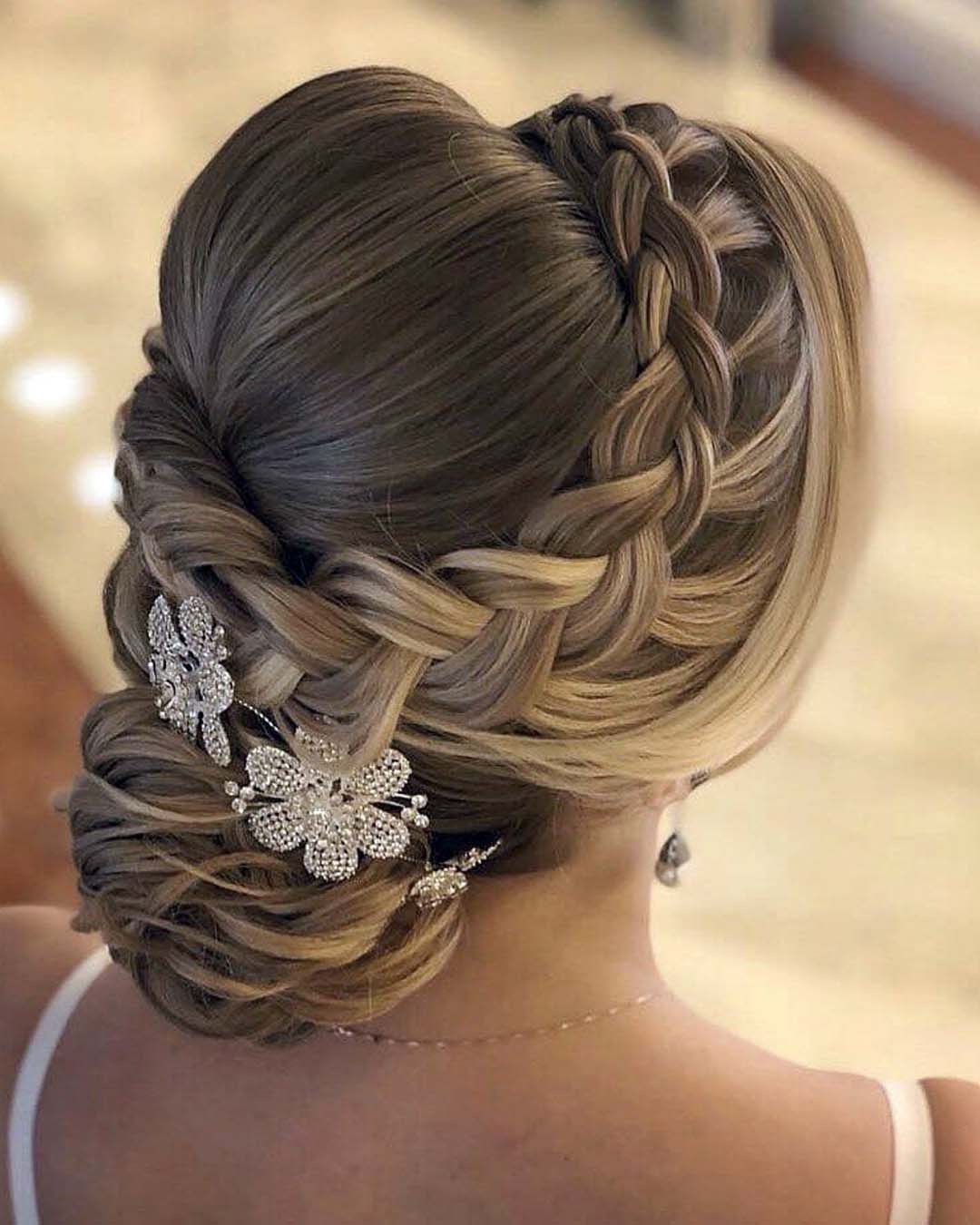 VINTAGE ΝΥΦΙΚΟ ΧΤΕΝΙΣΜΑ ΝΥΦΙΚΑ HAIRSTYLES ΜΕ BOUFFANT