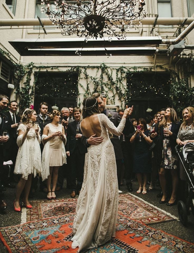 BOHO ΔΕΞΙΩΣΗ ΓΑΜΟΥ BOHO ΔΕΞΙΩΣΗ ΓΑΜΟΥ ΜΕ ΧΑΛΙΑ