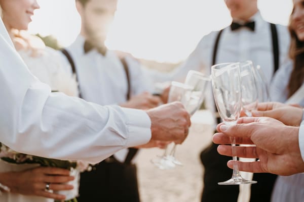 ΚΑΝΟΝΕΣ ΤΟΥ BACHELOR ΠΑΡΤΥ- 10 ΒΑΣΙΚΕΣ ΟΔΗΓΙΕΣ