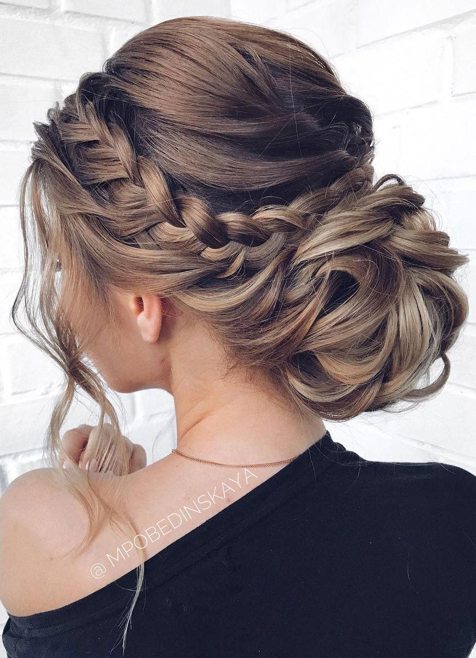 ΝΥΦΙΚΑ UPDOS ΜΕ ΠΛΕΞΟΥΔΑ