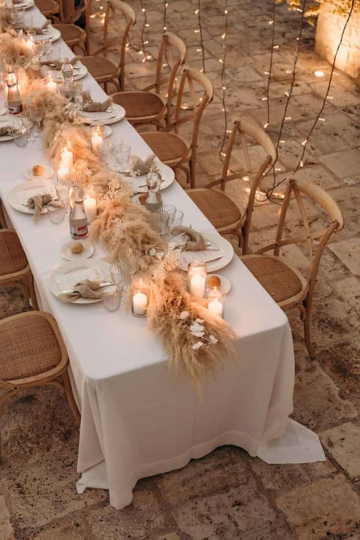 BOHO ΔΙΑΚΟΣΜΗ ΤΡΑΠΕΖΙΩΝ ΓΑΜΟΥ ΕΠΕΛΕΞΕ ΦΥΣΙΚΑ ΥΦΑΣΜΑΤΑ