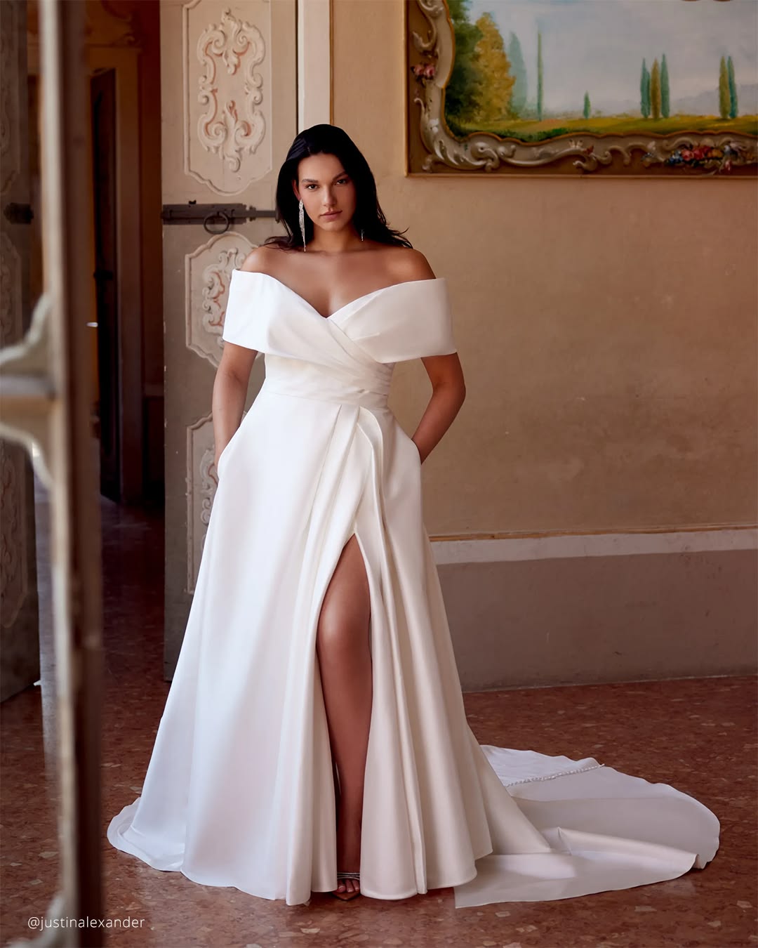 ΑΠΛΑ ΝΥΦΙΚΑ ΓΙΑ PLUS SIZE