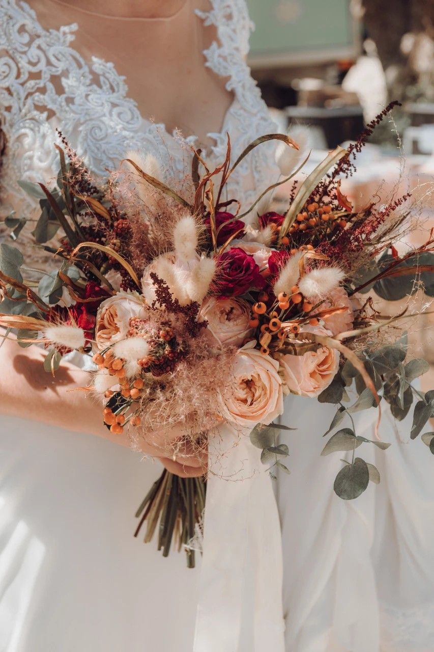 BOUQUETS — Ανθοστολισμός, Αιγάλεω (photo 1)