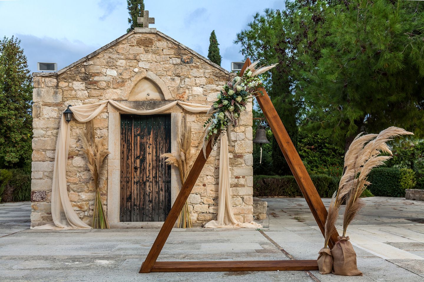 ΔΡΟΣΟΥ ΕΙΡΗΝΗ Eri's Minimal Weddings — Florist, Ηράκλειο (photo 1)