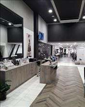 Artisan hair & beauty studio