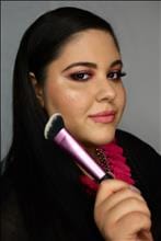 Elena Stathopoulou Professional Makeup Artist