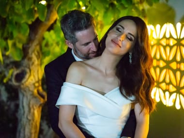 Βραδινός γάμος σε κήπο με φωτισμένα δέντρα — Bright Bride Photography (φωτογραφία 4)