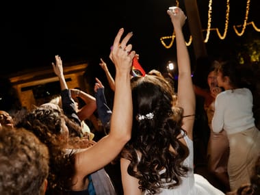 Deena & Tommy — Red, Romance & Everything in Between — Events With Wanderlust, Αθήνα (φωτογραφία 14)