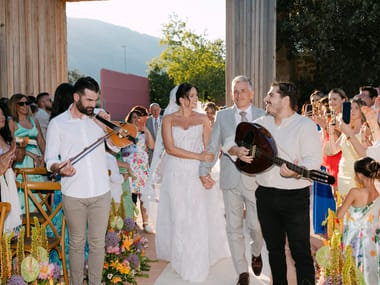 Evangelia & Vasilis — Love, Colour & Mediterranean Charm — Events With Wanderlust, Αθήνα (φωτογραφία 8)