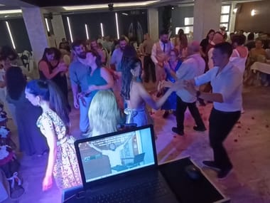 Γαμήλια Δεξίωση — Dj Tolis Skg Μουσική και ηχητικη κάλυψη (photo 3)