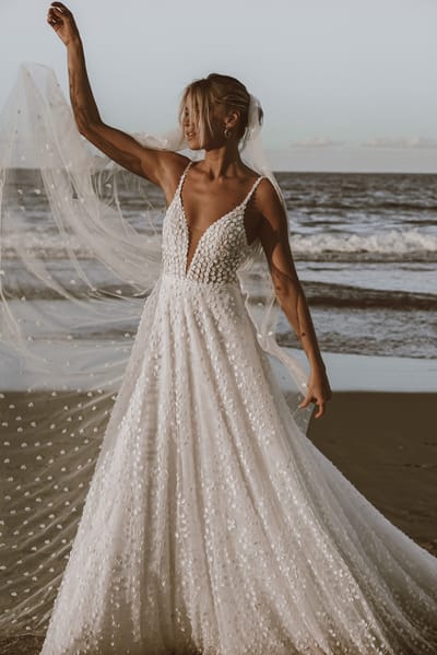 BRIDESWINGS 9