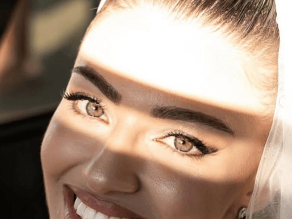 Stunning Μαρίνα — Lena Makeup Artist & Hairstylist, Αθήνα (φωτογραφία 3)