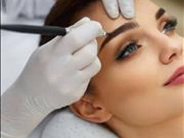Queens_spa — Make-up Artist, Ηλιούπολη