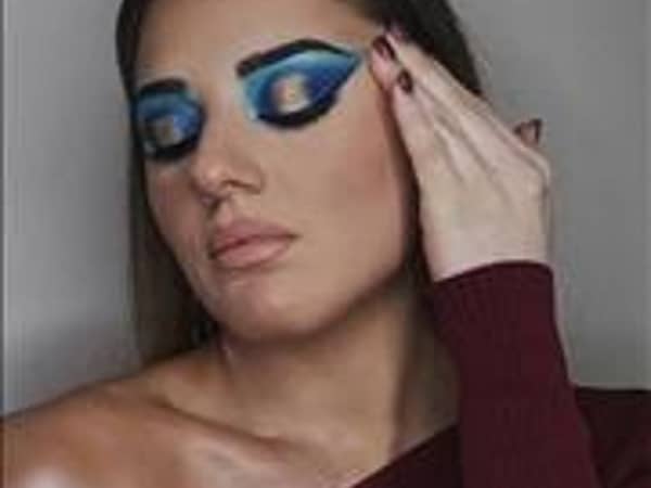 constadina — Make-up Artist, Βάρη