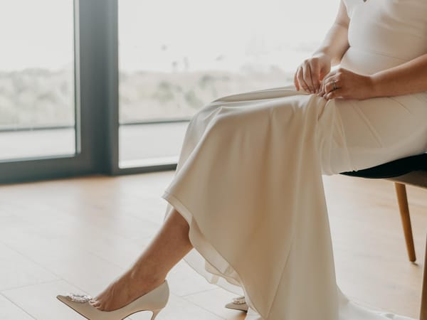 BRIDESWINGS BRIDES