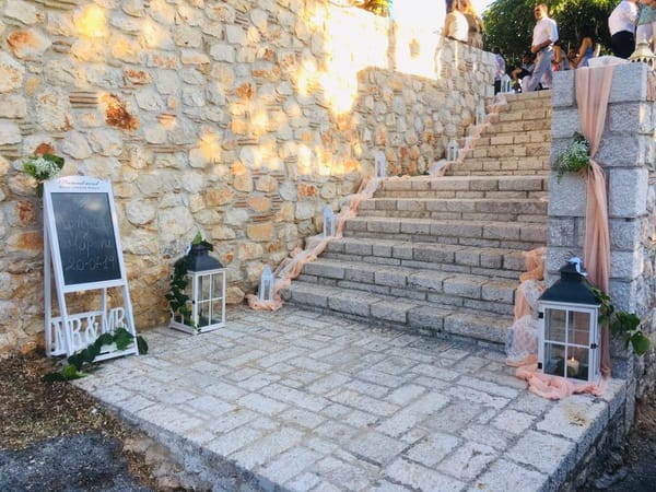 Γάμος Χρήστου και Μαρίνας στο Αραχναίο