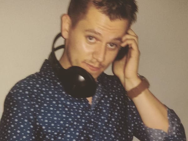 Deejay Stolis