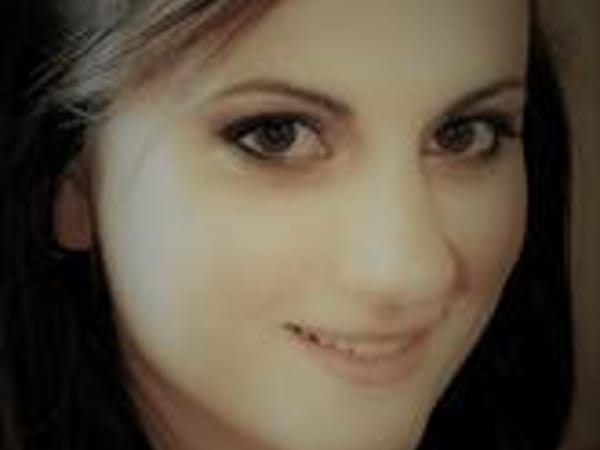 Make up artist Maria Peglidi
