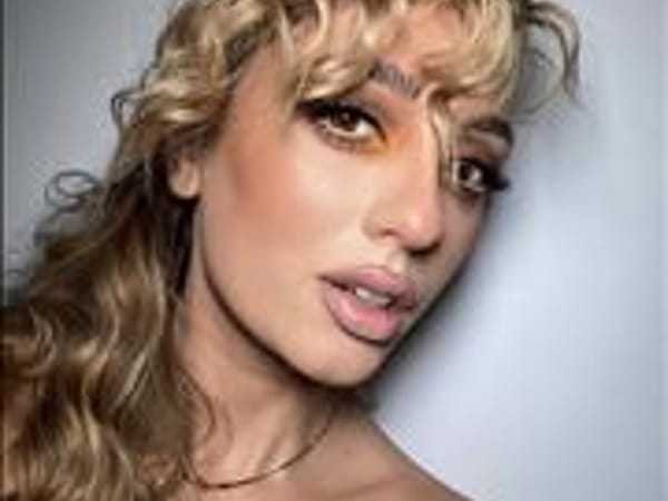 Maria Semertzidou make up artist