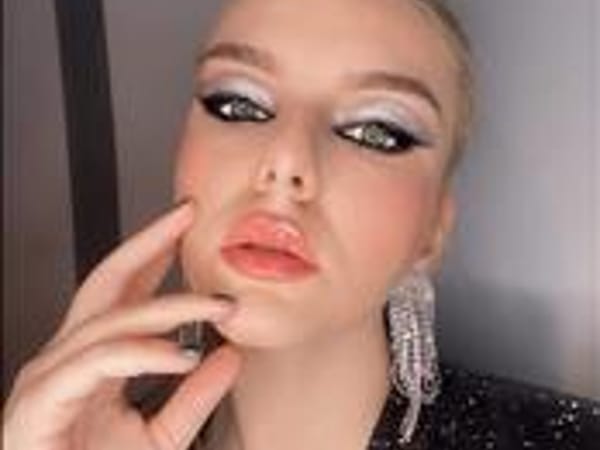 SissyGMakeUpArtist