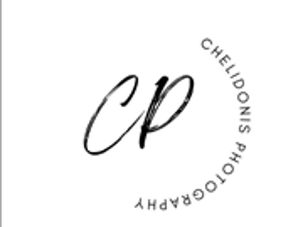 Chelidonis Photography