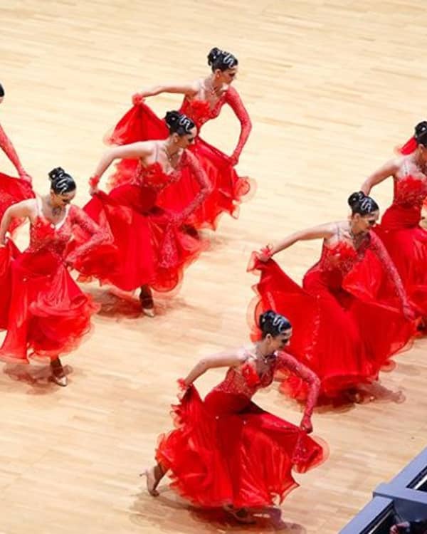 ROSE KARRA — Dance Lessons, Κορυδαλλός