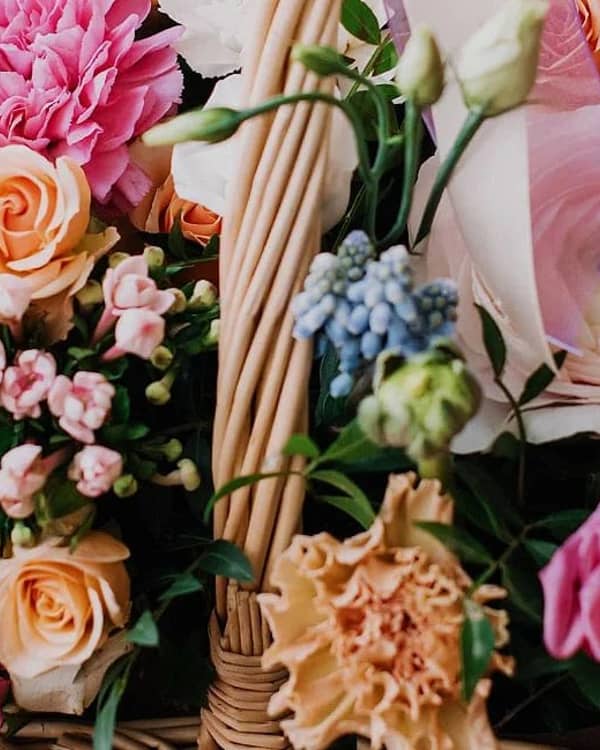 Harmantas floral creations — Ανθοστολισμός, Πεύκη