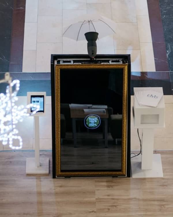 Selfiebooth-Mirror style Photobooth — Photobooth, Μεταμόρφωση