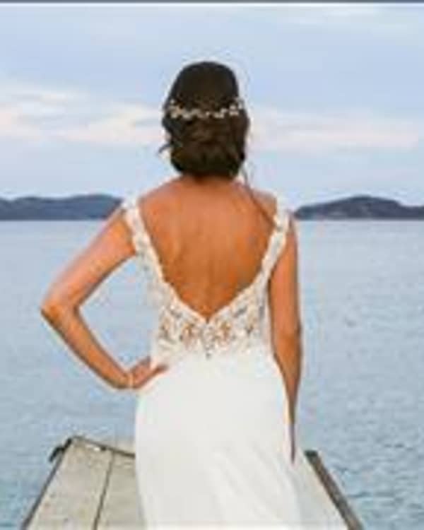 Beautique salon skiathos — Makeup Artist, Σκιάθος