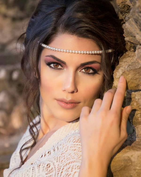 Artistry Project — Make-up Artist