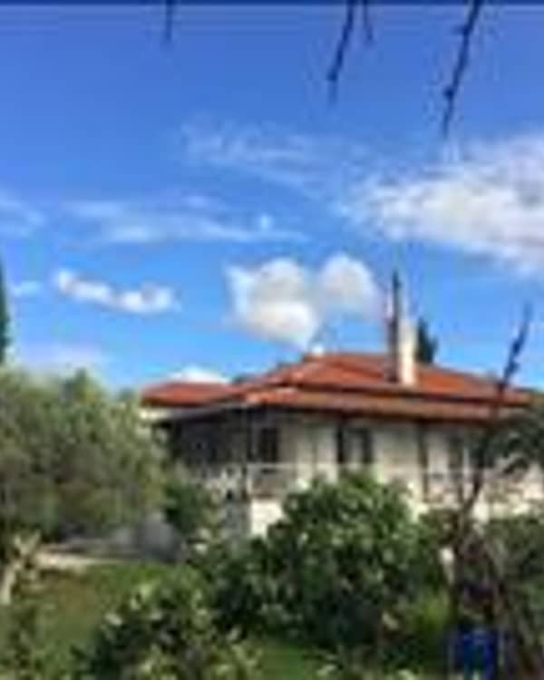 Grateful Cottage — Χώρος Δεξίωσης, Επανομή